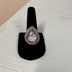 Beautiful Ring 💍- size 7